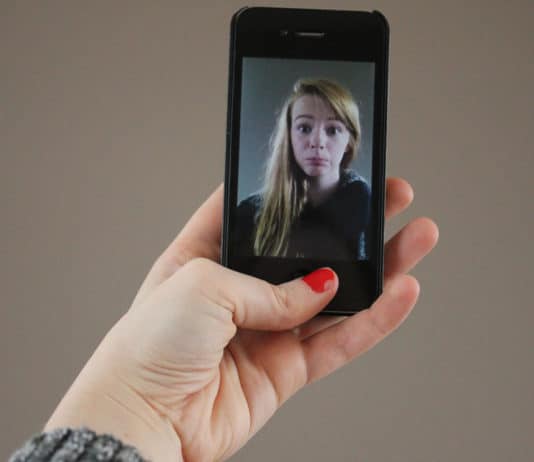 Top 3 Apps for Taking the Best Selfies